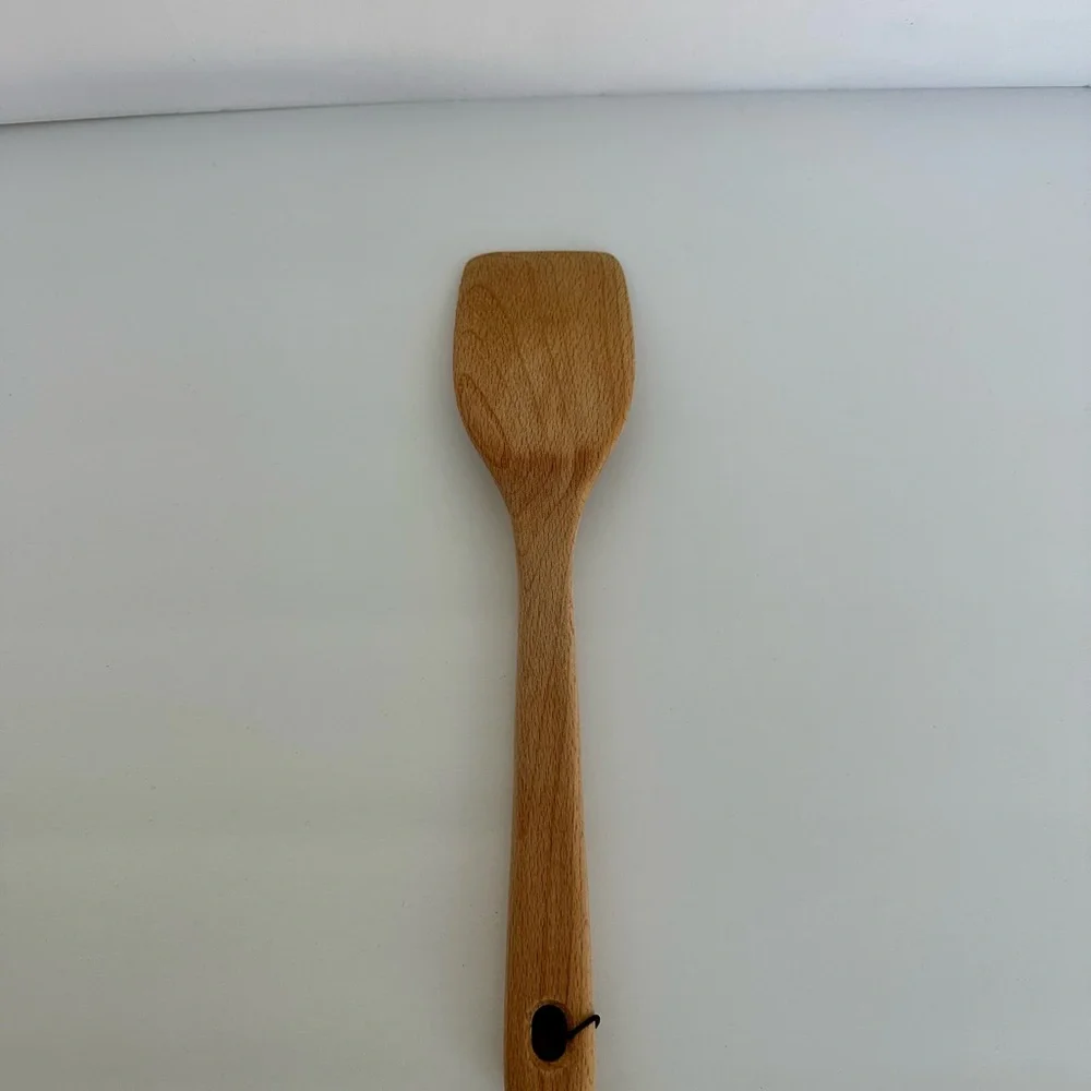 NWOT OXO Wooden sauté one peace cookware paddle hanging hole allows for storage